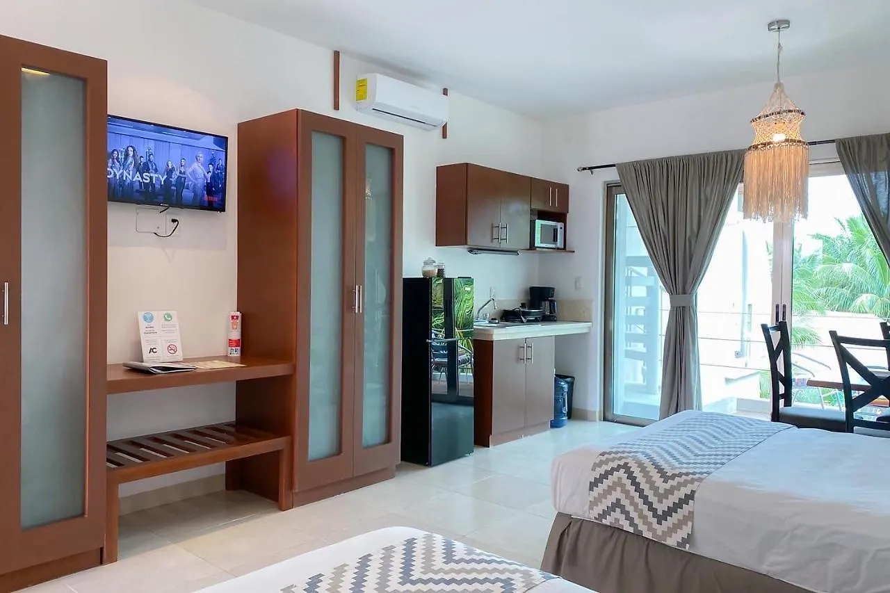 Maia Suites Cozumel Hotel