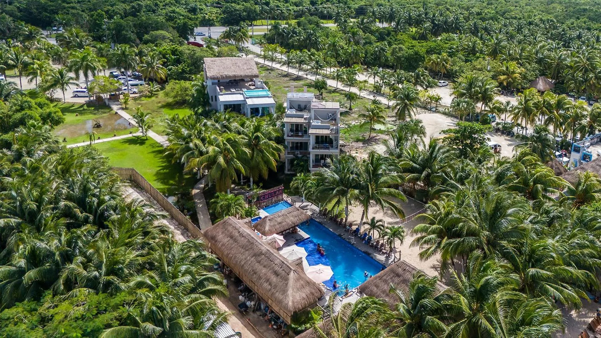 Maia Suites Cozumel Hotel
